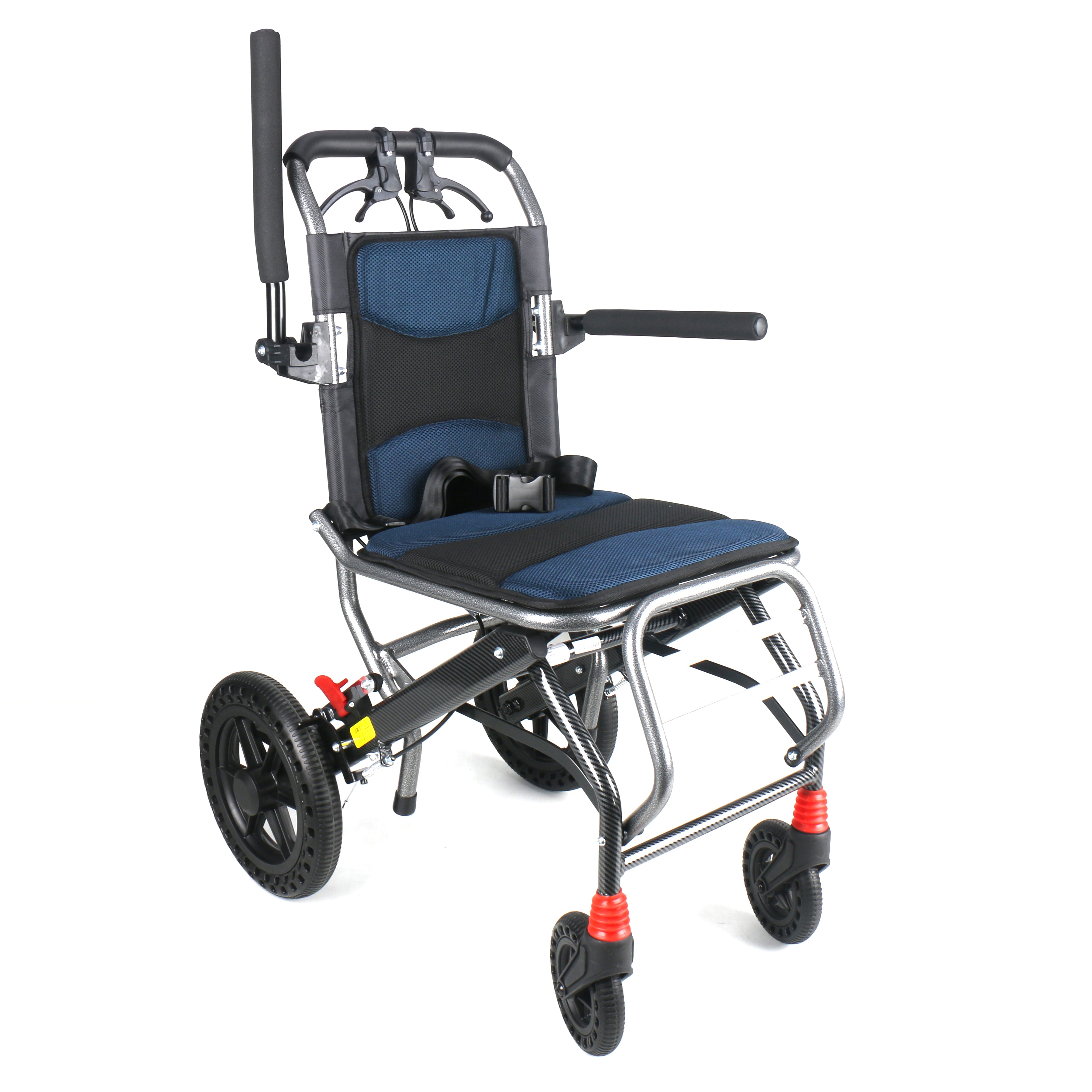 銀適超輕巧可摺輪椅設鋁合金物料車架,堅固輕量,上掀式活動扶手,方便移乘,可摺疊設計方便搬運,摺後可企穩,不易翻倒,適合中等或偏瘦身型人士使用。