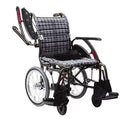 日本kawamura-wap-曲線車架多功能輪椅  日本河村 曲線車架多功能型輪椅採用曲線型車架，長時間乘坐也不易疲勞，更可以防止向前滑動。配合上掀式活動扶手，方便移乘及鋁合金物料車架，堅固輕量。採用鼓式煞車，提供有效、安全的煞車。配備活動式扶手，容易抓握及符合不同需要。輪椅可以摺疊，方便攜帶。腳踏亦可拆卸，以節省空間。