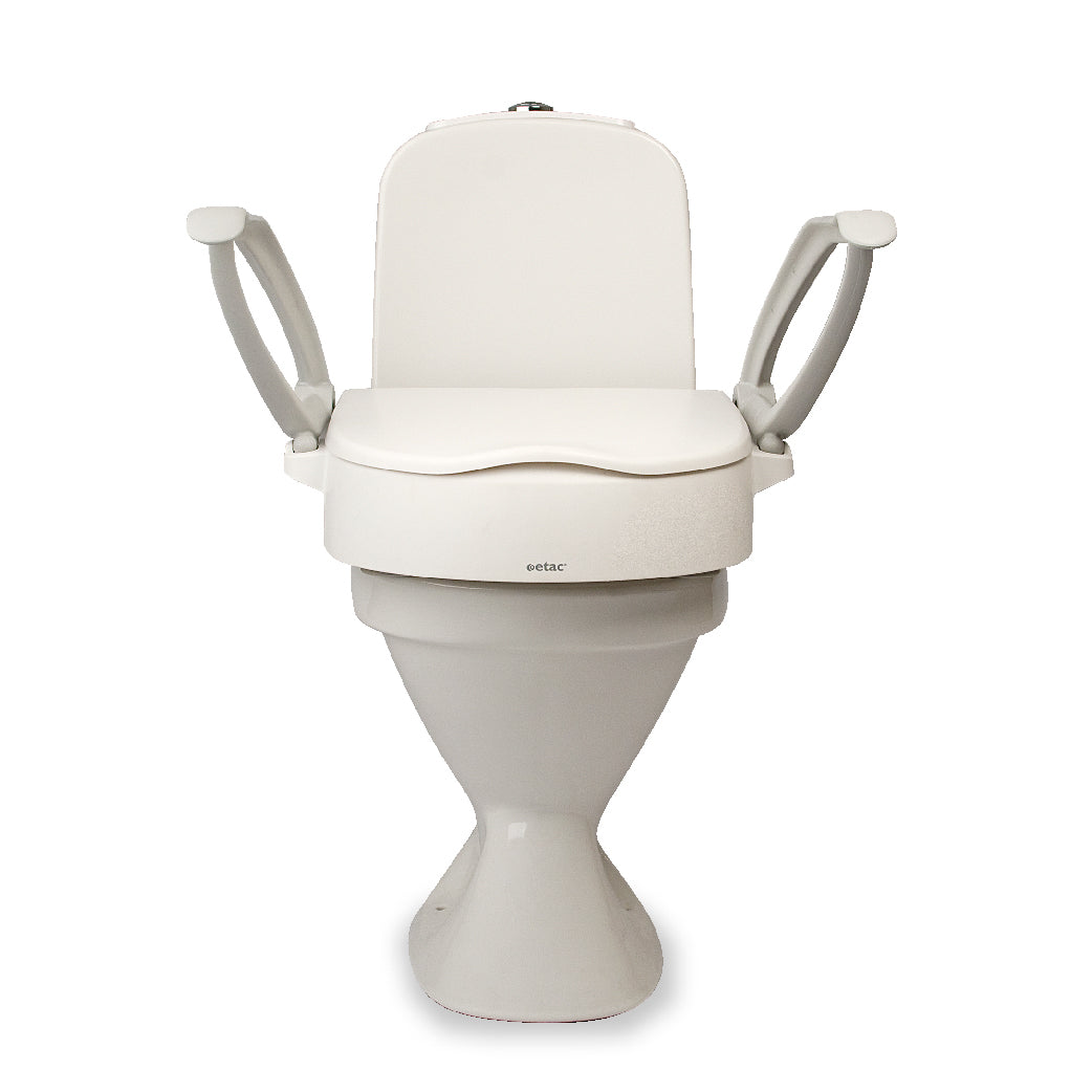 瑞典etac Cloo可調高度座廁加高器 (連扶手)座廁加高器可調三個不同高度,靈活性高,適合髖關節和膝關節活動性較弱的人士,扶手可向上推起,或向下收起,如浴室空間有限,可只使用單邊扶手。設計低調不礙眼,與浴室設計融為一體,只需添加或移除墊片,即可輕鬆調節高度,廁板可調校為向前傾斜,令用家更易站立,無需使用任何工具,即可輕易拆卸座廁加高器,表面光滑,方便清潔。