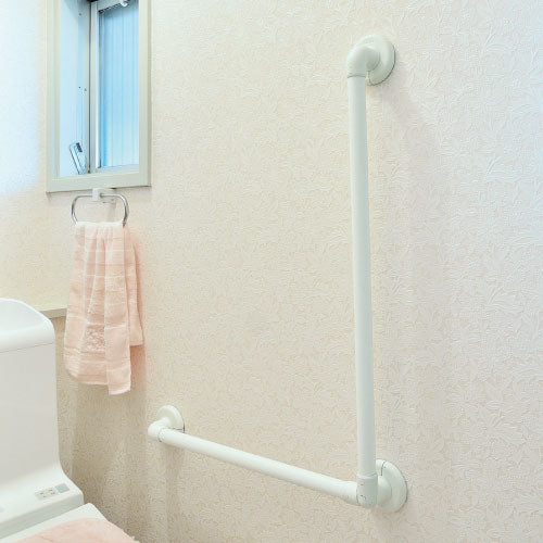 日本MAZROC AQUA L型浴室扶手提升浴室安全，適用於室內潮濕環境，如浴室及淋浴間，於廁所起身、坐下時，或進出浴缸時更容易施力，扶手角度可調整由90°至135°，配合用家需要​，左或右方均可安裝，靈活性高，材質堅韌，外觀簡約，配合浴室環境，扶手直徑32mm，方便手指頭相扣不跣手，波浪形扶手表面，凹凸有致提升防滑效能，可因應個人需要切割。