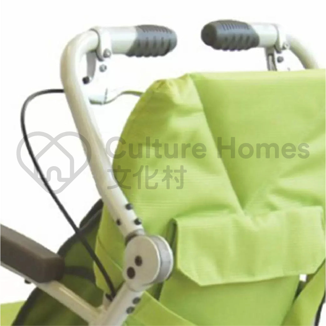 日本Kawamura AY18 三用步行器兼輪椅集自走、護理用、助行器於一身。具一按式操作，扶手位置可前後轉換。附防滑坐墊，防止臀部向前移位，柔軟地包裹住身體，保持坐姿。一輪椅可三用：自走、護理用、助行器。便攜式，方便於室內使用。附有多項標準配備。一按式操作，扶手位置可前後轉換。鼓式煞車（鋁製），可靠安全。摺疊容易，方便收納。扶手形狀容易讓患者支撐站立。附防滑坐墊，防止臀部向前移位，柔軟地包裹住身體，保持坐姿。附有專用置物袋，可置於座面上或掛在後方，便於攜帶貼身設計