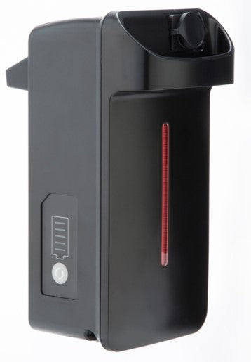 日本WHILL 電動輪椅鋰離子電池獲國際 IAPA 認可，符合飛機飛行條件，隨身攜帶上飛機，擺脫傳統電動輪椅限。電池只有2.8公斤重，簡約設計，方便單手更換。