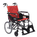 日本Kawamura Modern S style 標準型輪椅是時尚標準型輪椅，座高和後推手高度更符合現代人的身高，座面高度可調節；手柄備剎車功能，推行者易於控制，方便在斜坡上行走，安全性高。