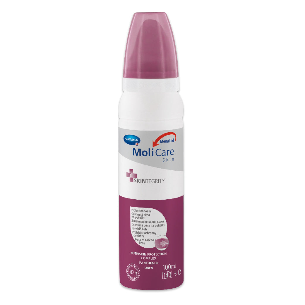 molicare®安加適護膚泡沫  在調理肌膚和讓肌膚呼吸通透的同時，形成一層透明保護膜。尿素可促進皮膚再生，並可維持肌膚的水分平衡，促進肌膚的天然再生和保護功能，同時對尿液和糞便進行機械性的防護。亞麻籽、杏仁和菜籽油萃取物能促進肌膚細胞再生，並具抗發炎作用。